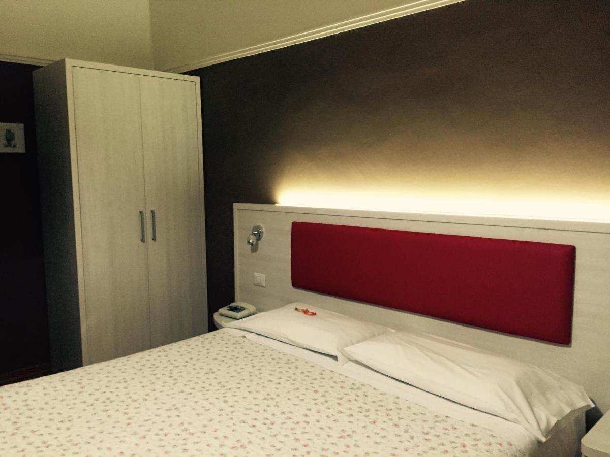 Hotel Biondi Montecatini Terme Chambre photo